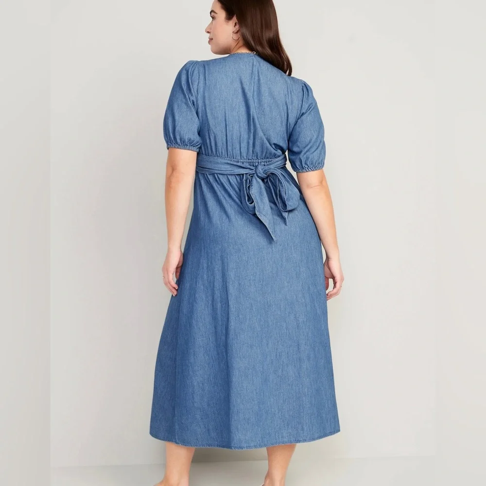 NWT! Women’s Fit & Flare Twist-Front Maxi Dress - Multiple Sizes 💛 - Picture 5 of 8